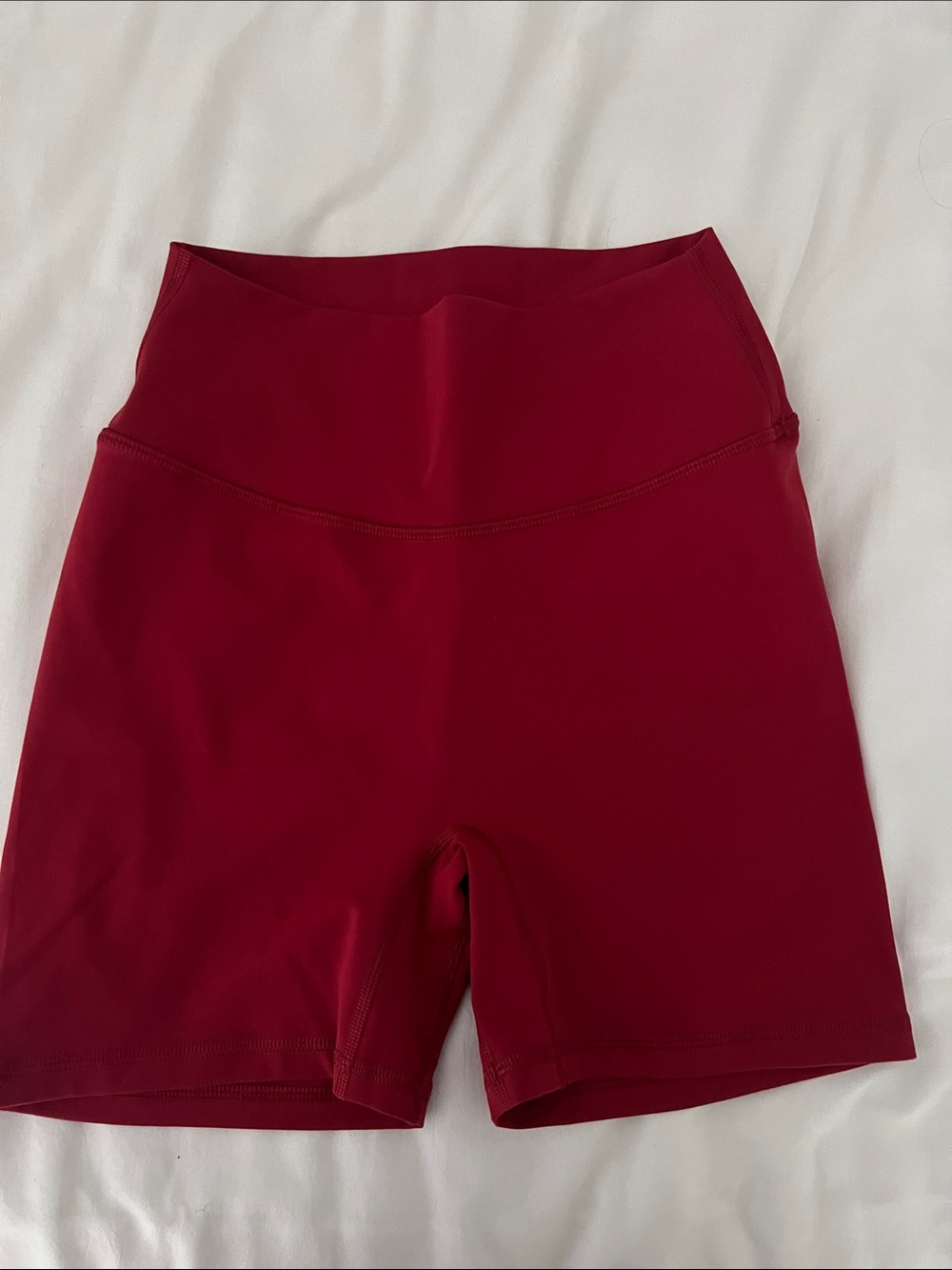 Azur fit cherry shorts